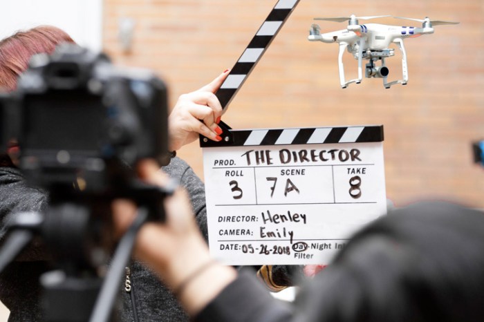 Vlogger Film Mulai Gunakan Drone Sinematik Mini