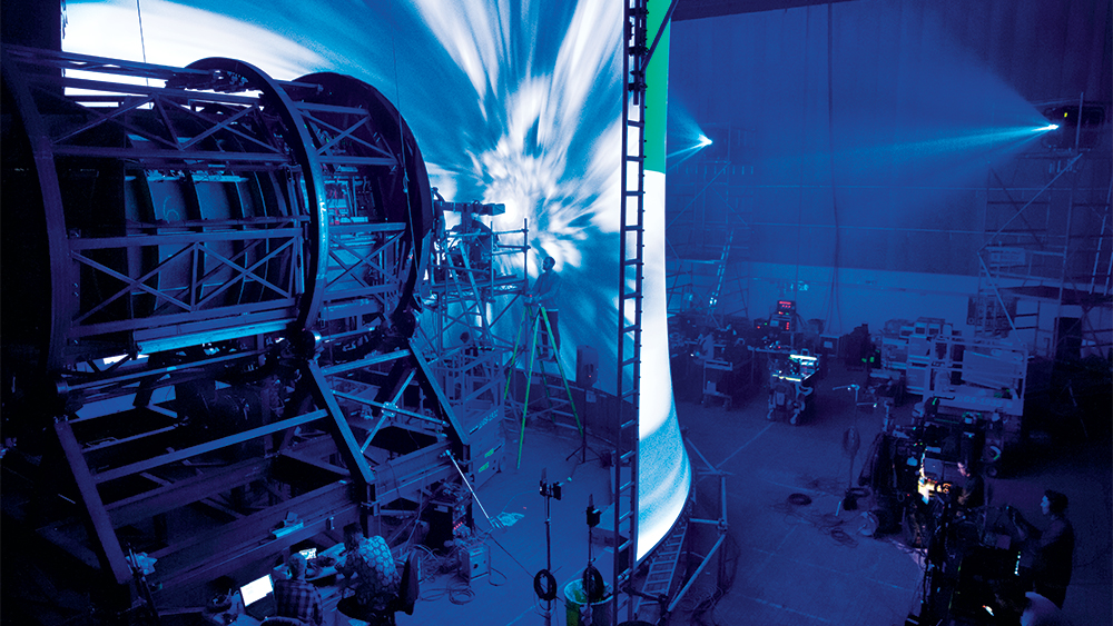 Video-Game Engines Rendering Visual Effects on Movie Sets in Real Time ... Video-Game Engines Rendering Visual Effects on Movie Sets in Real Time ...